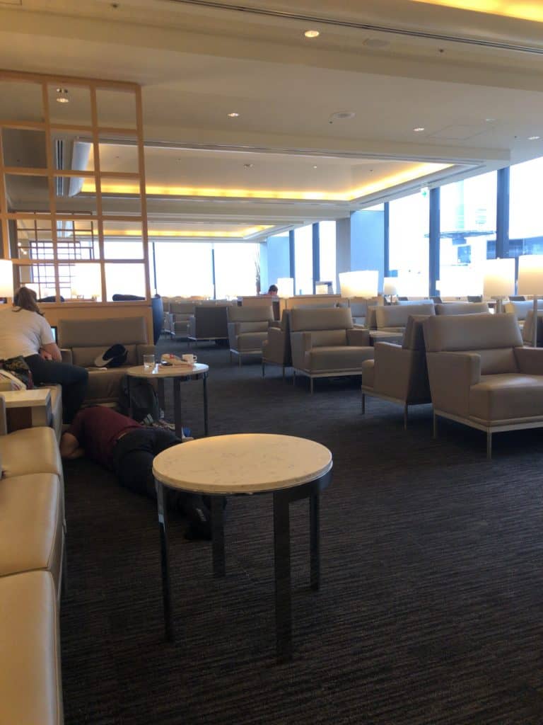 ユナイテッドクラブラウンジ風景