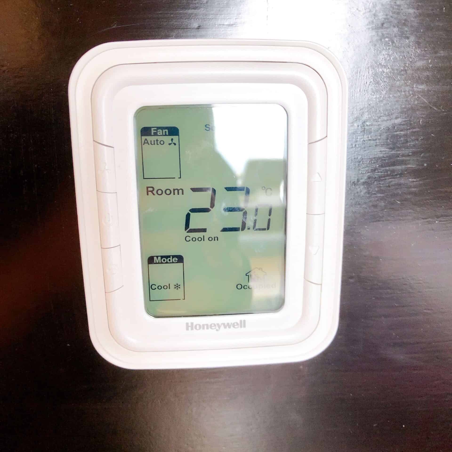 エアコンリモコン