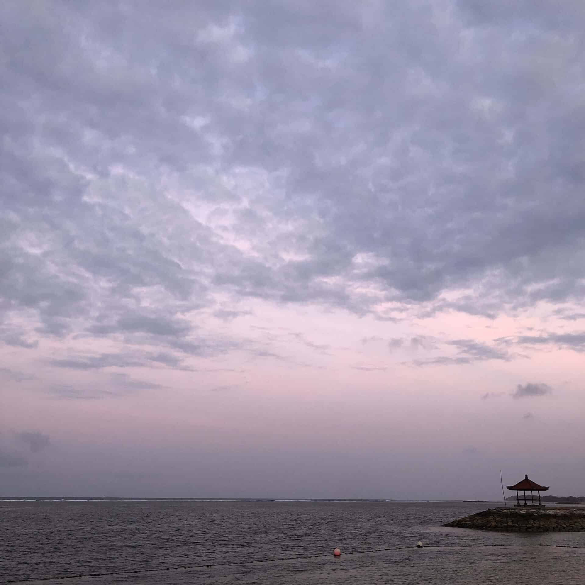 プライベートビーチから見える夕焼け