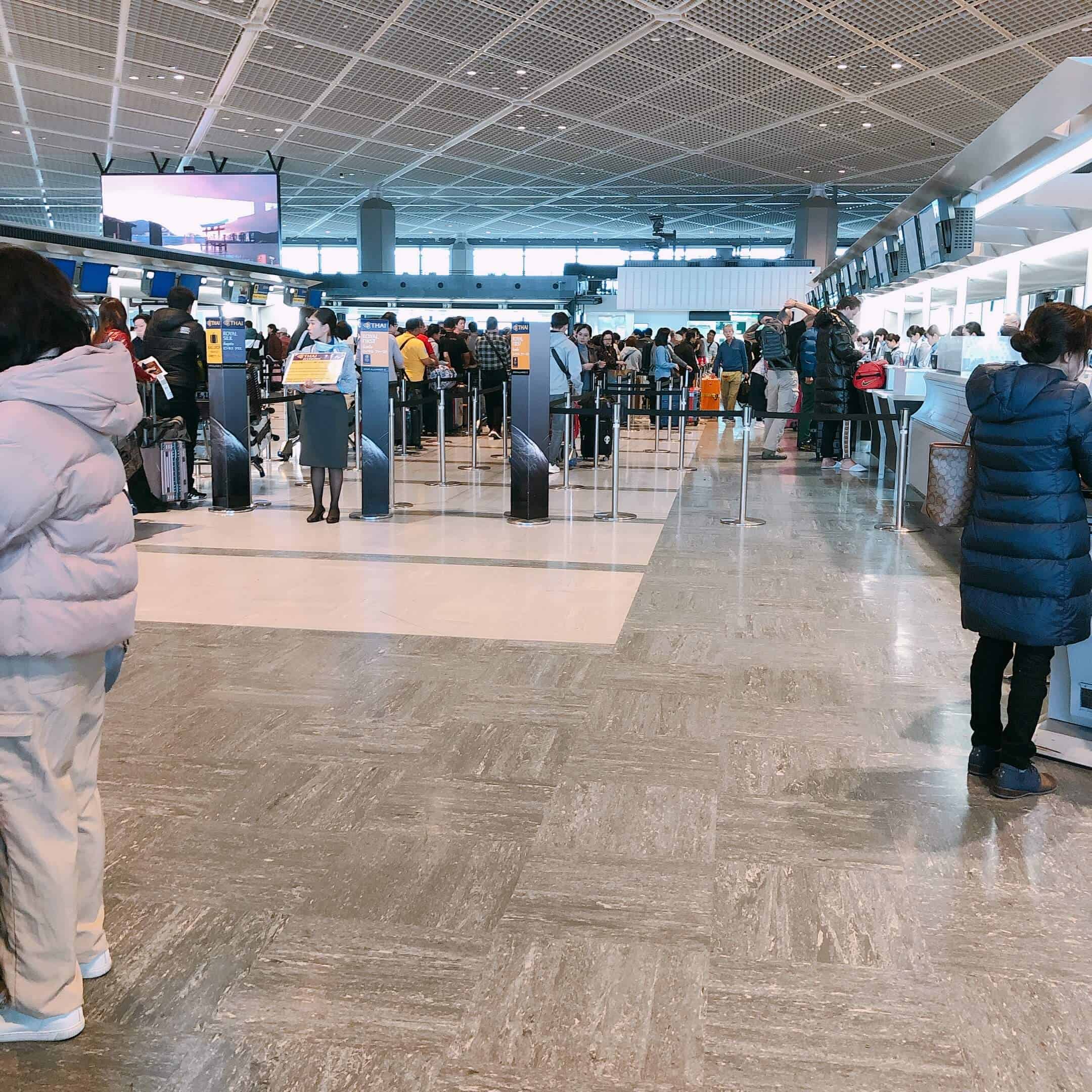 タイ航空エコノミークラスチェックインカウンター