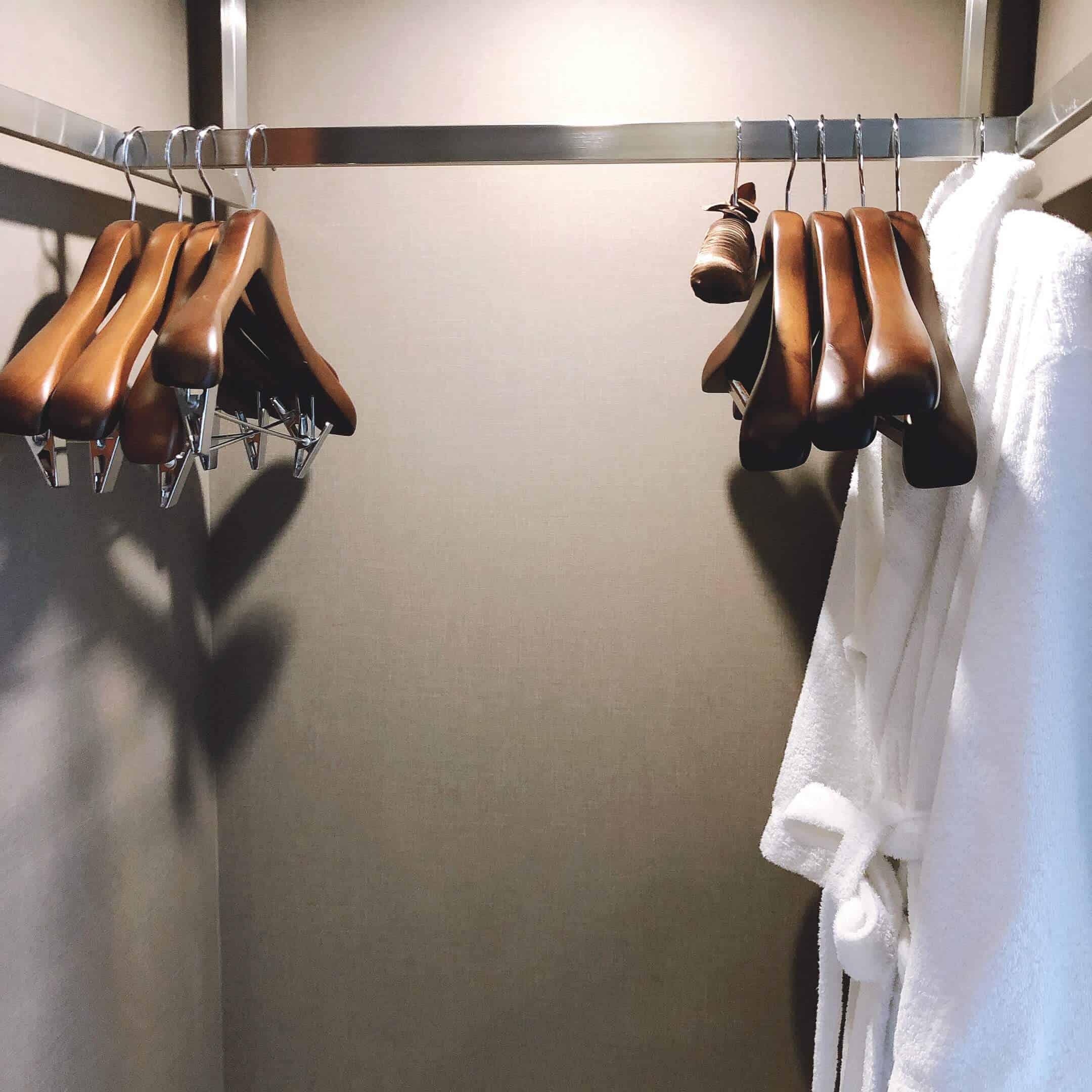 クローゼットの中身