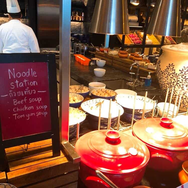 ヌードルステーション