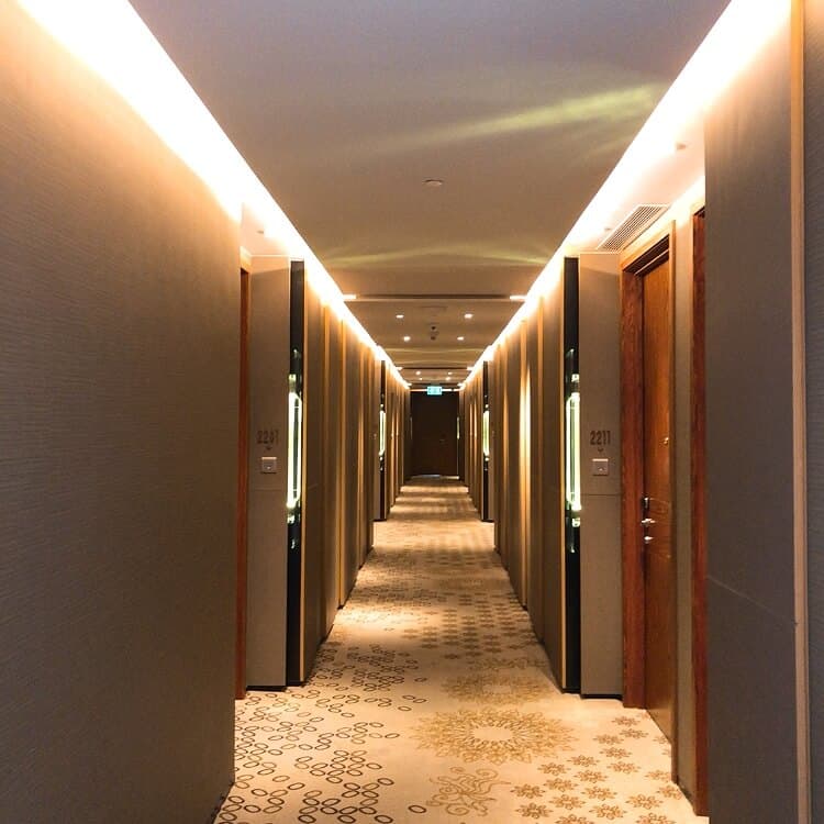 お部屋へ続く廊下