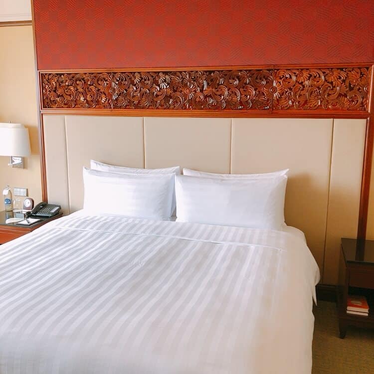 キングサイズのベッド