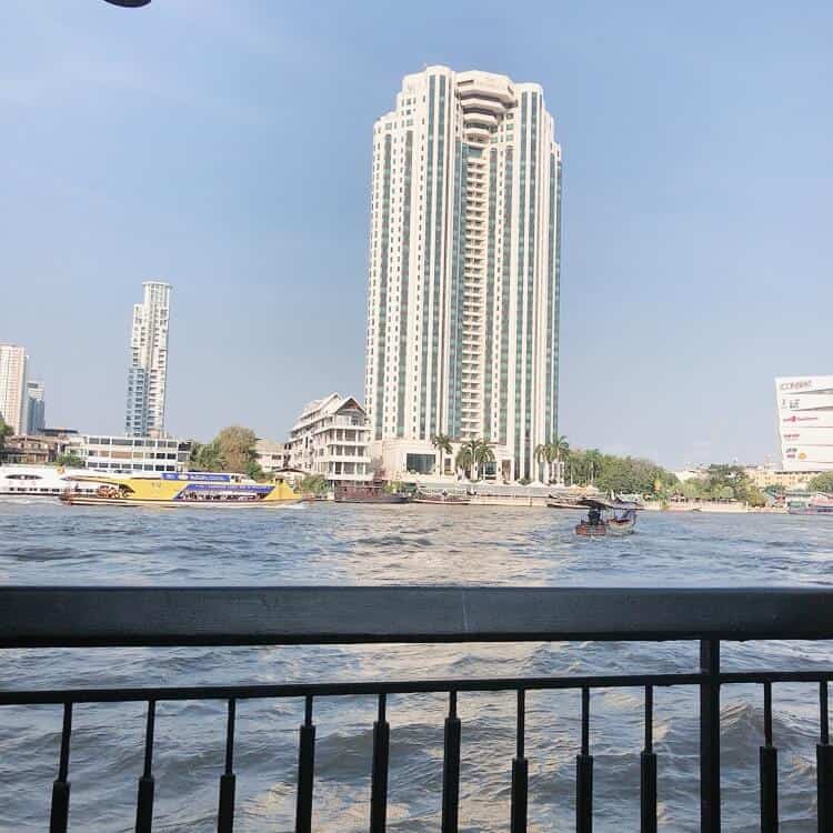 ペニンシュラバンコクの外観