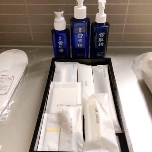 歯ブラシや髭剃りなどのアメニティ