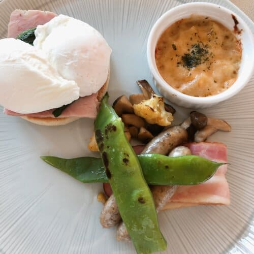 エッグベネディクト