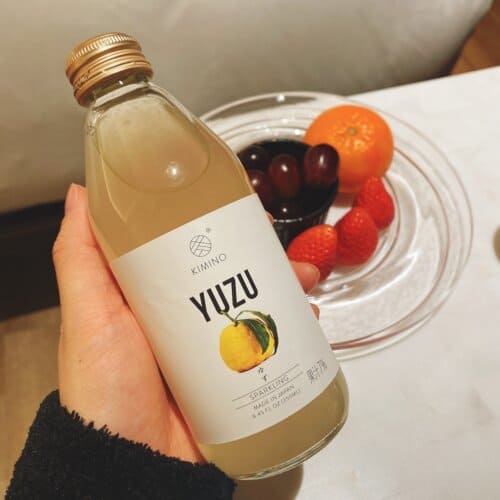 フルーツの盛り合わせとゆずスパークリング