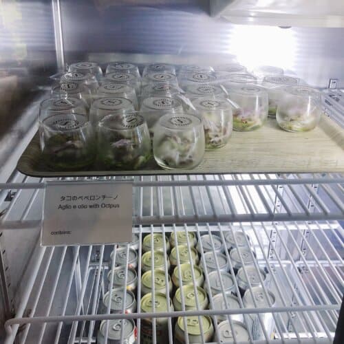 冷蔵庫の中にあるコールドミール