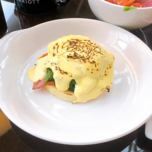 エッグベネディクト