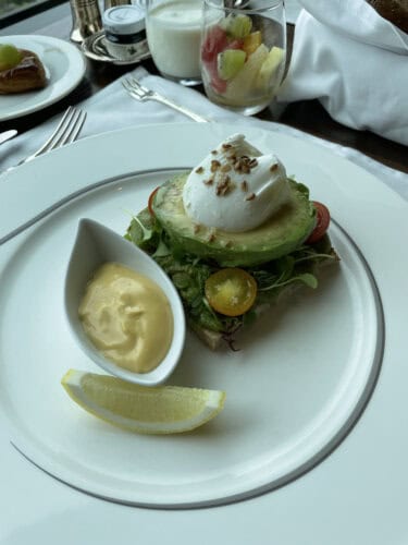 アボカドトースト