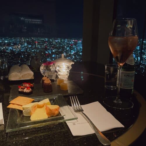 スイーツとリッツカールトン東京オリジナルのボクテル