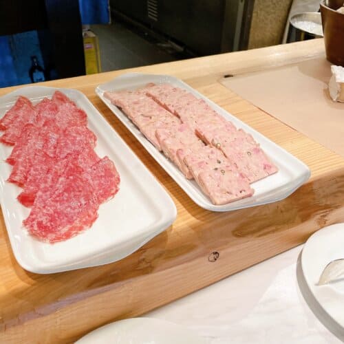 サラミやハムなど