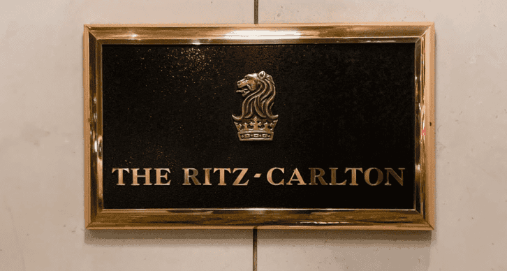 リッツカールトンのロゴ