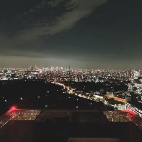 居外苑ビュールームから眺める夜景