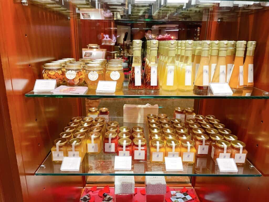 ジャムやドレッシングコーナー