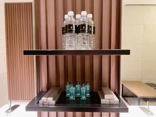 アメニティ類やミネラルウォーター