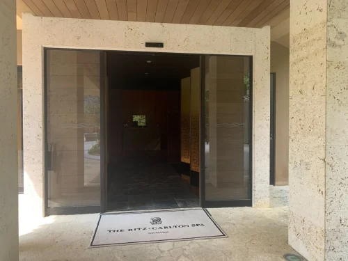 リッツカールトンスパの入り口