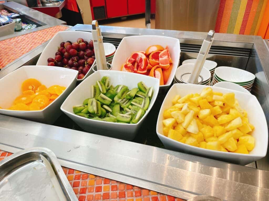 フルーツコーナー