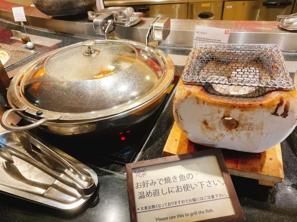 サバとサケの焼き魚