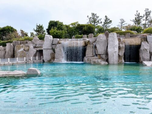 ガーデンプール