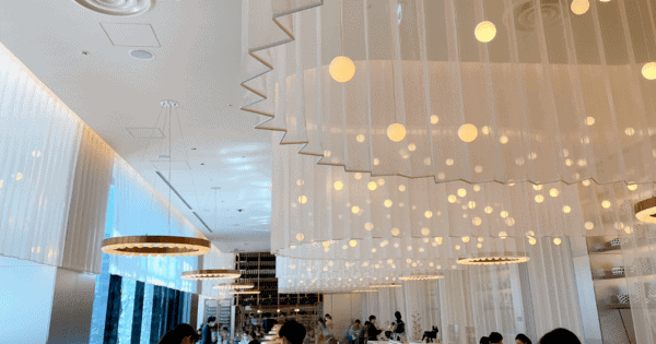 レストラン内の雰囲気