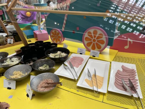 コールドミールコーナー