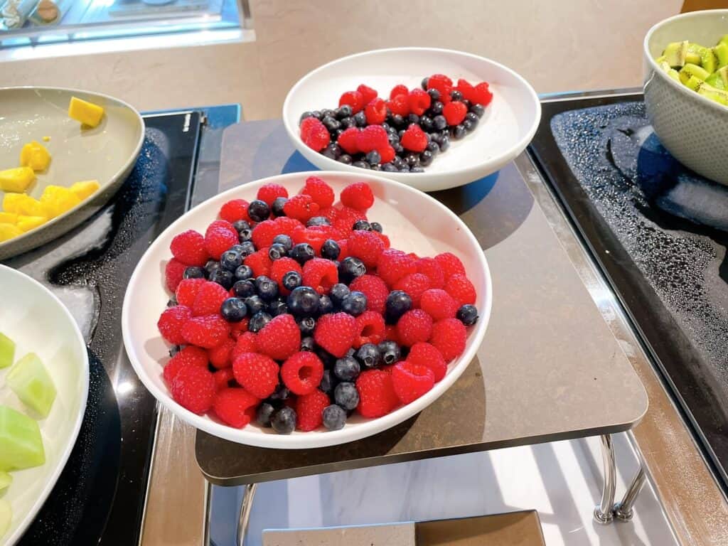 ラズベリーにブルーベリー