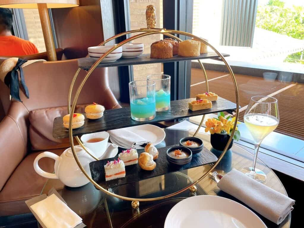 3段ティースタンドのアフタヌーンティー