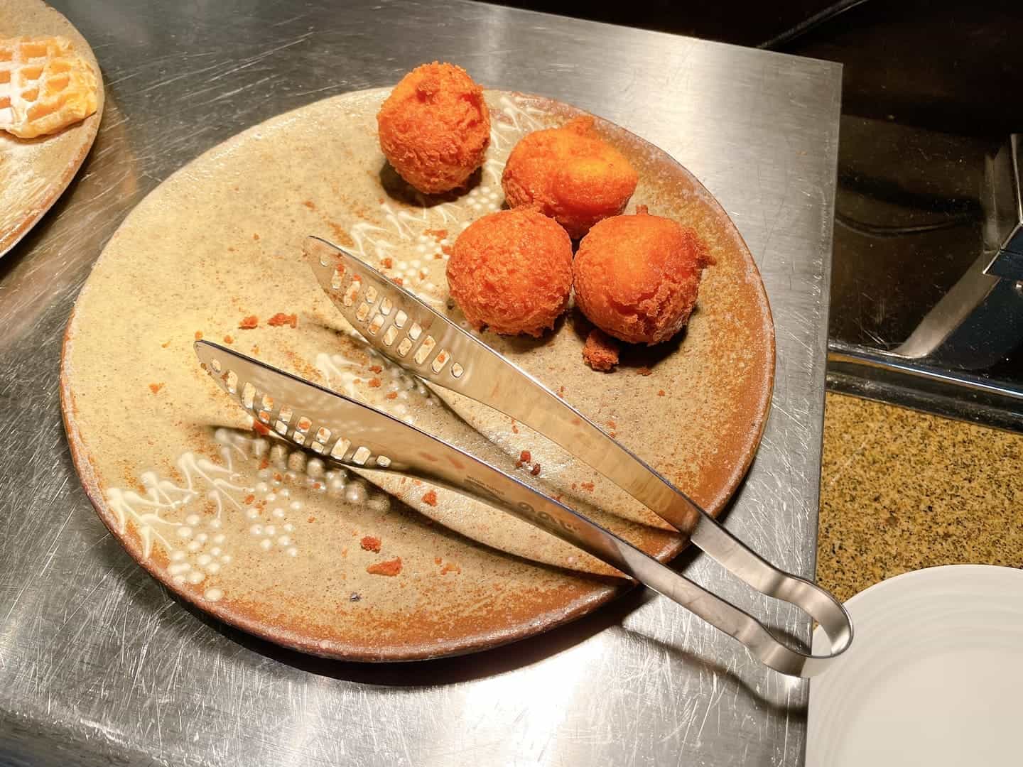 サーターアンダーギー