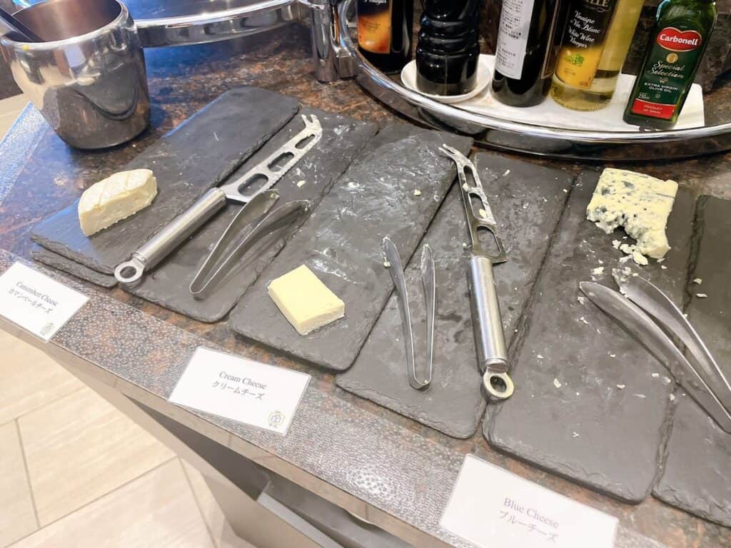 チーズコーナー