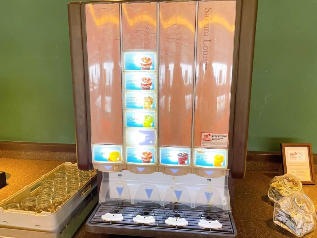 ソフトドリンクサーバー