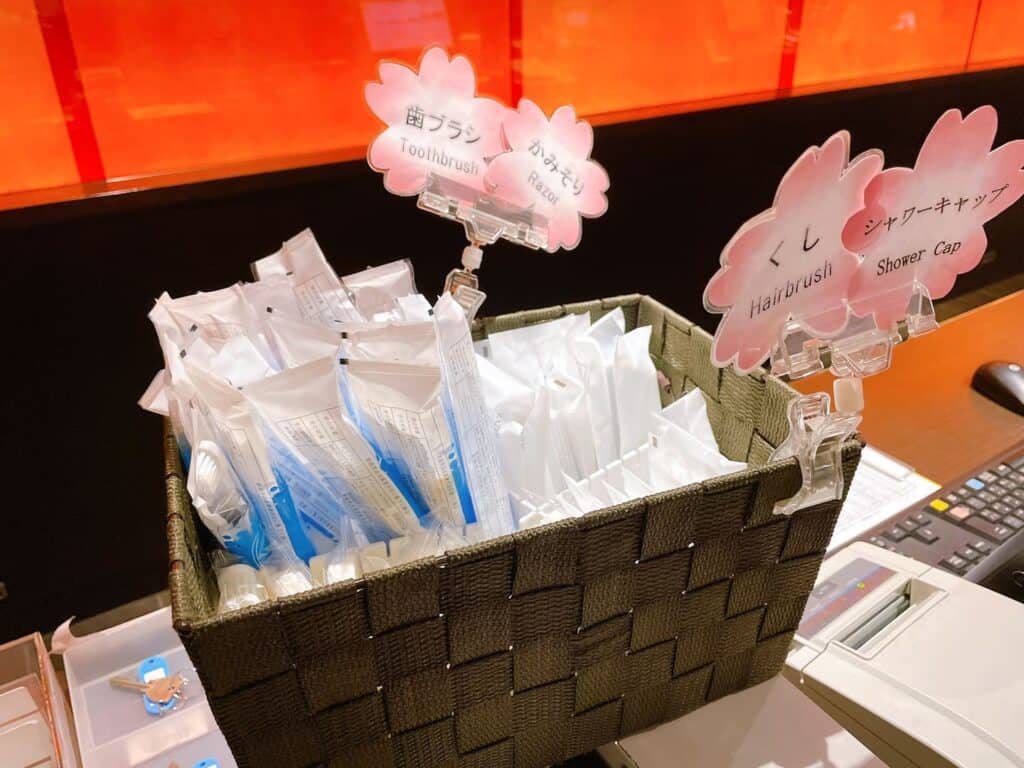 歯ブラシやかみそりなどちょっとしたアメニティ