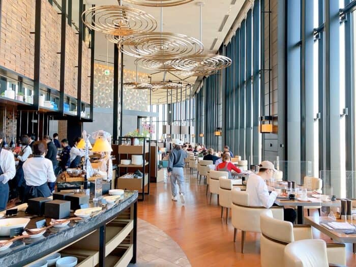 アトモスダイニング全体の様子