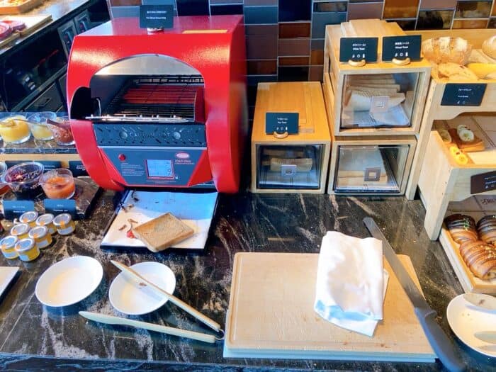 全粒粉のパンや食パン