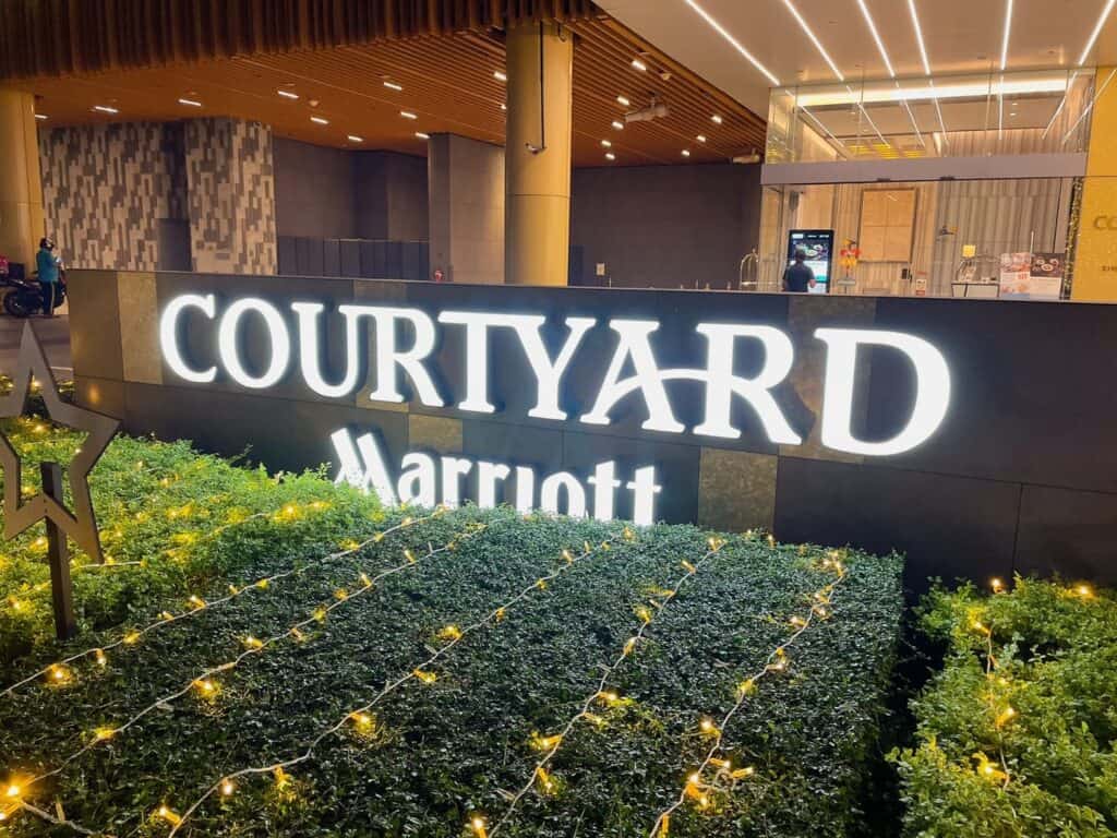 コートヤードマリオットシンガポールノベナのロゴ