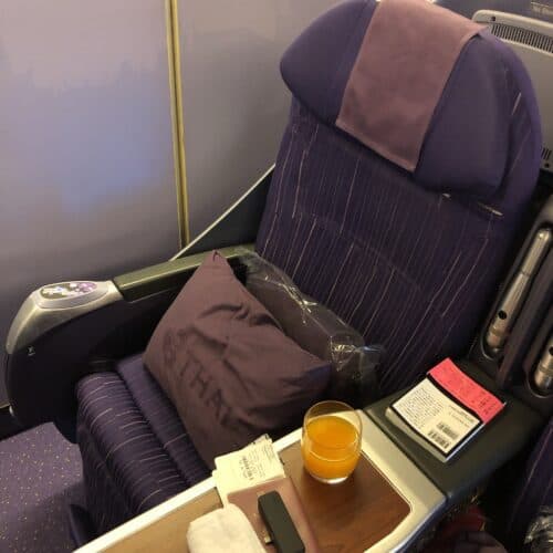 旧型ビジネスクラスシート