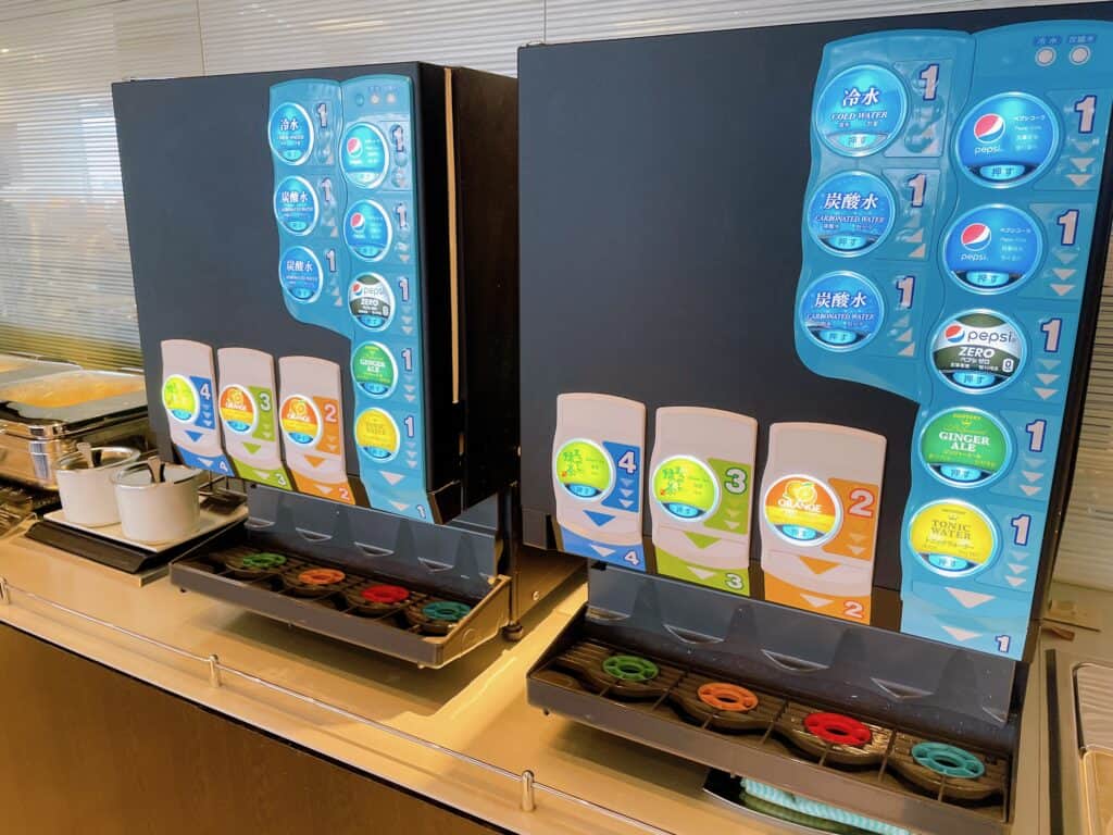 ソフトドリンクマシーン