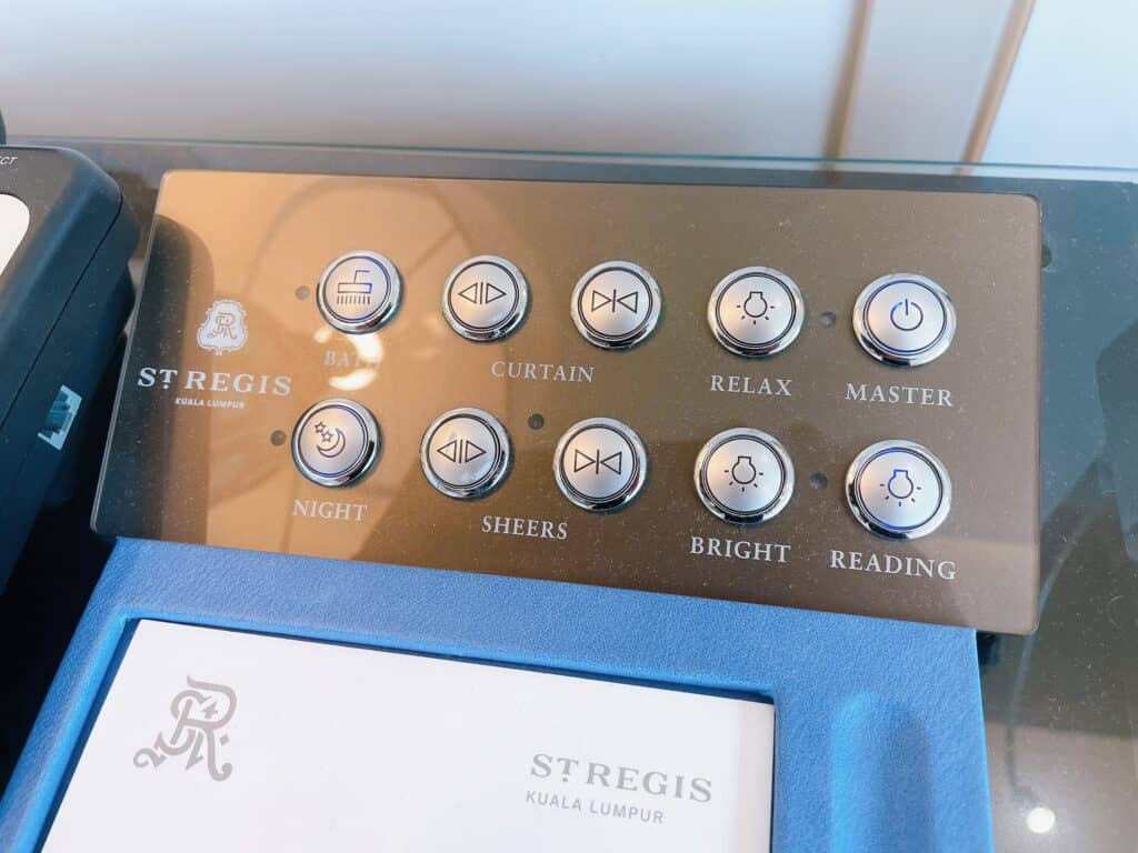 各種電源ボタン