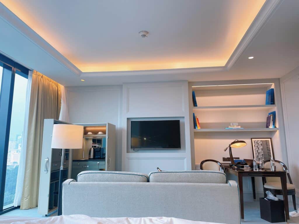 ベッドから見たテレビの距離