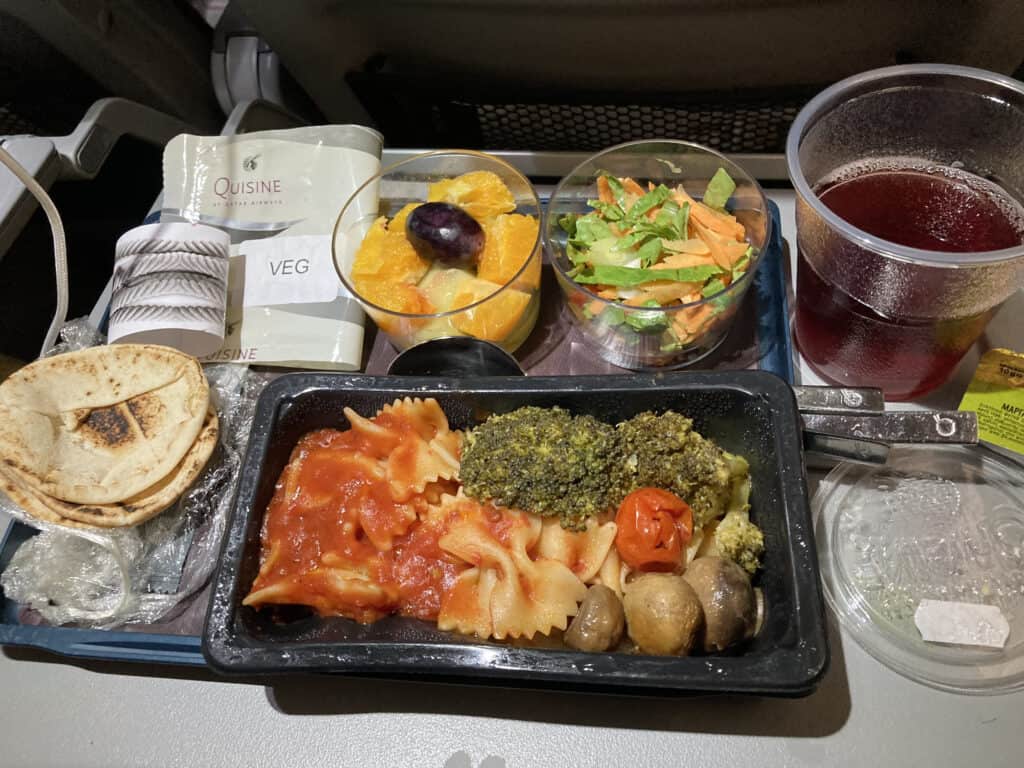 カタール航空のパスタメニュー