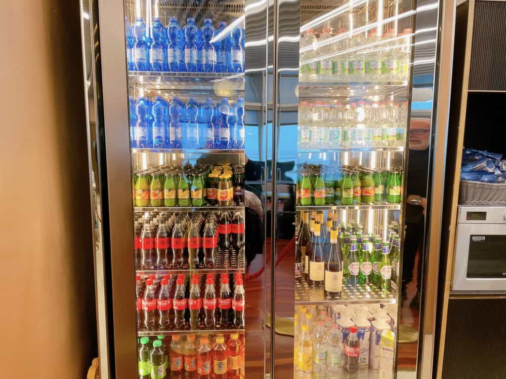 ソフトドリンク