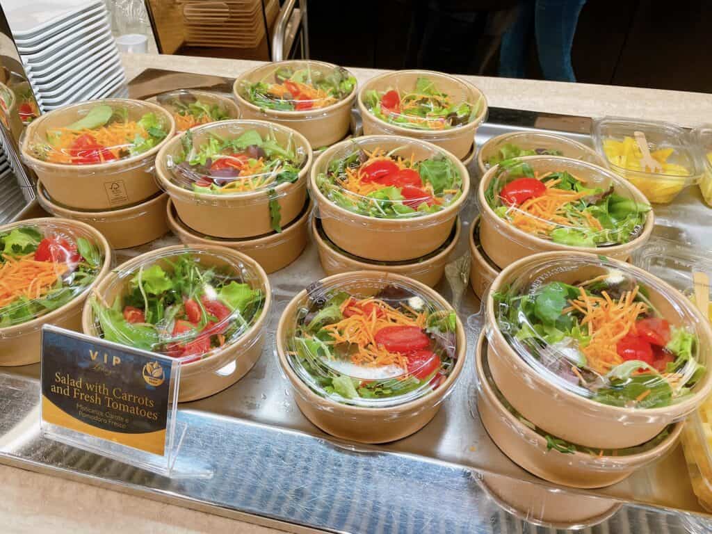 マルコポーロラウンジのサラダ