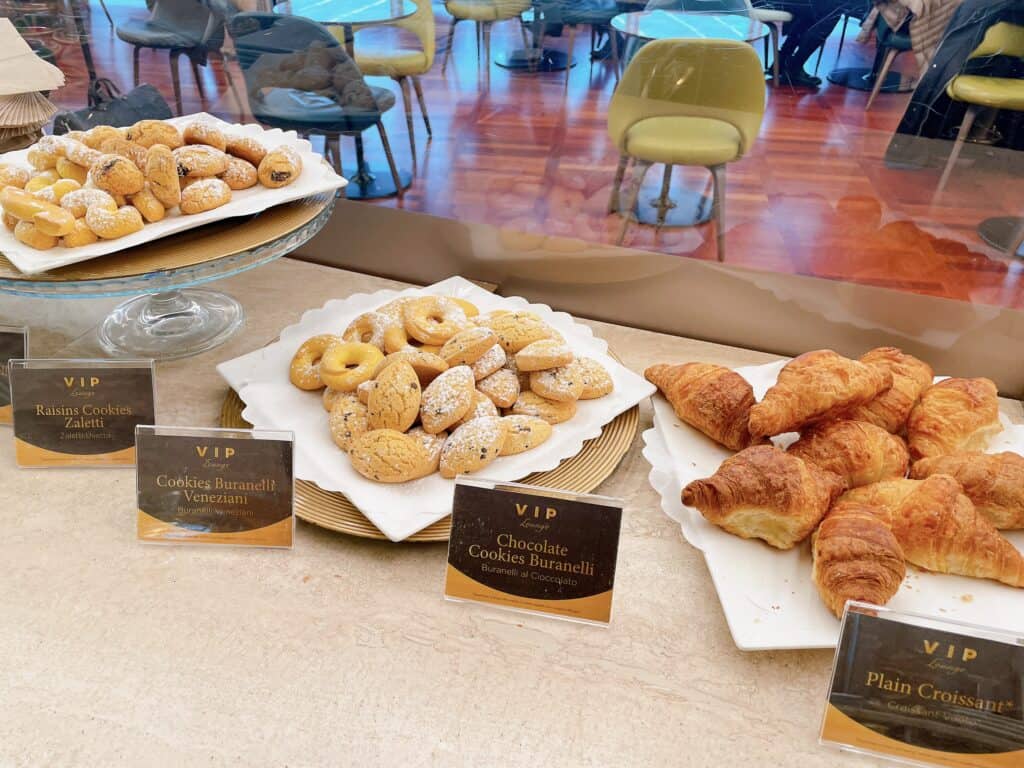 パンやクッキーなど