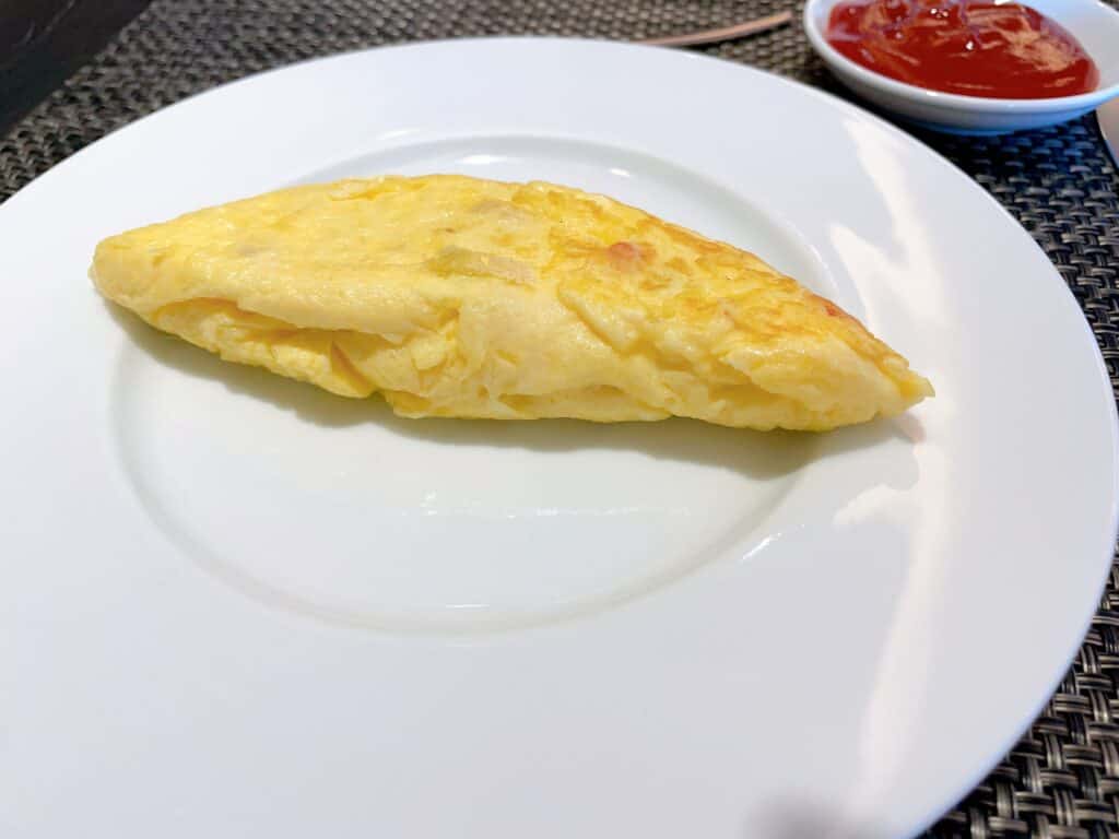 出来立てのオムレツ