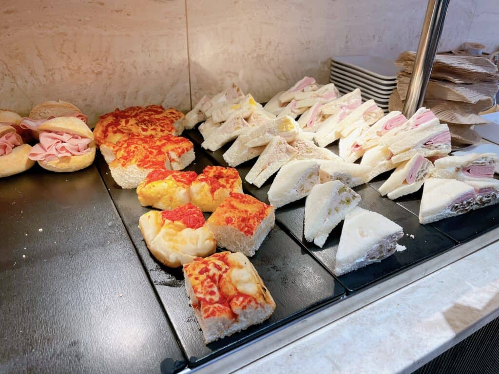 マルコポーロラウンジのサンドイッチ