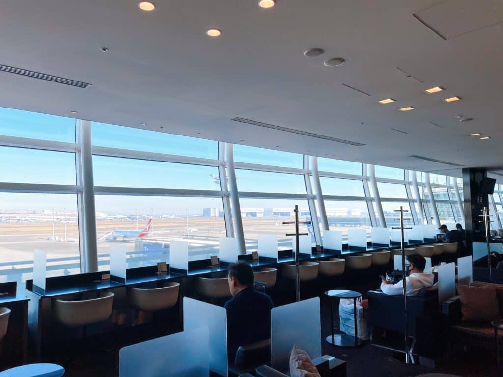 羽田空港第3ターミナル内のANAラウンジの様子