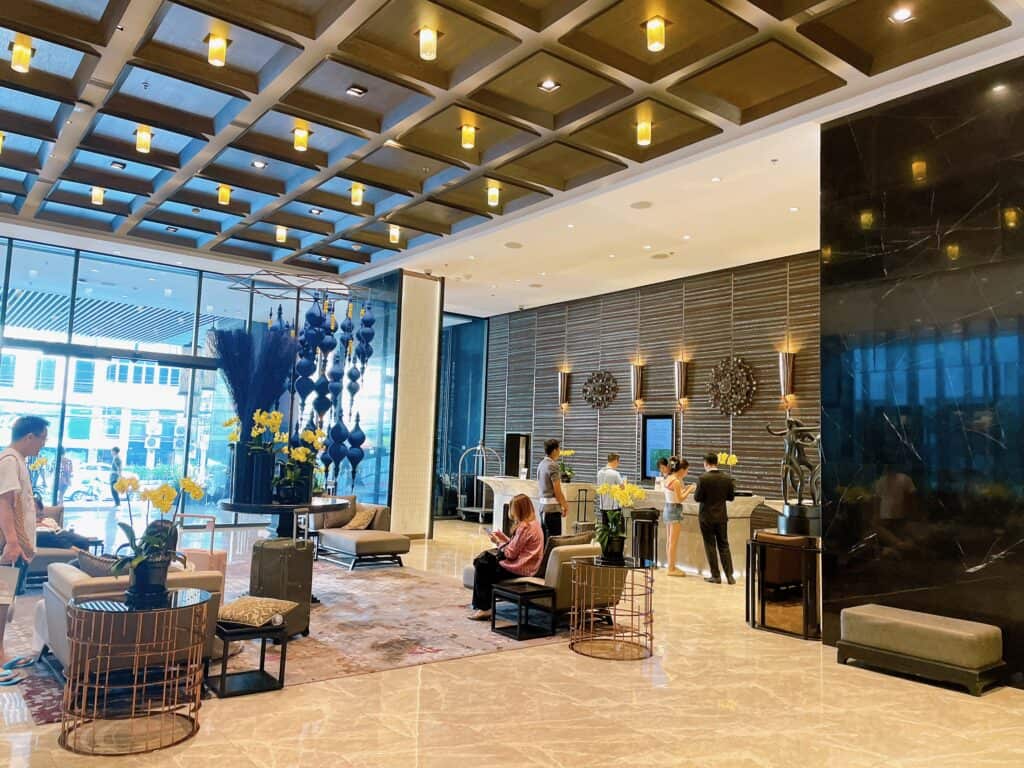 バンコクマリオットスリウォンのロビー&レセプション