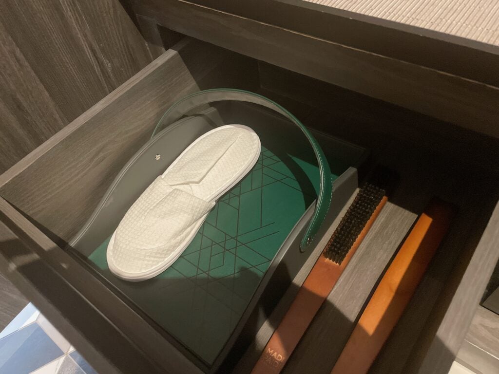 クローゼットの中身