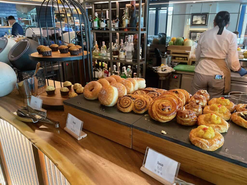 デニッシュ系のパンがずらり